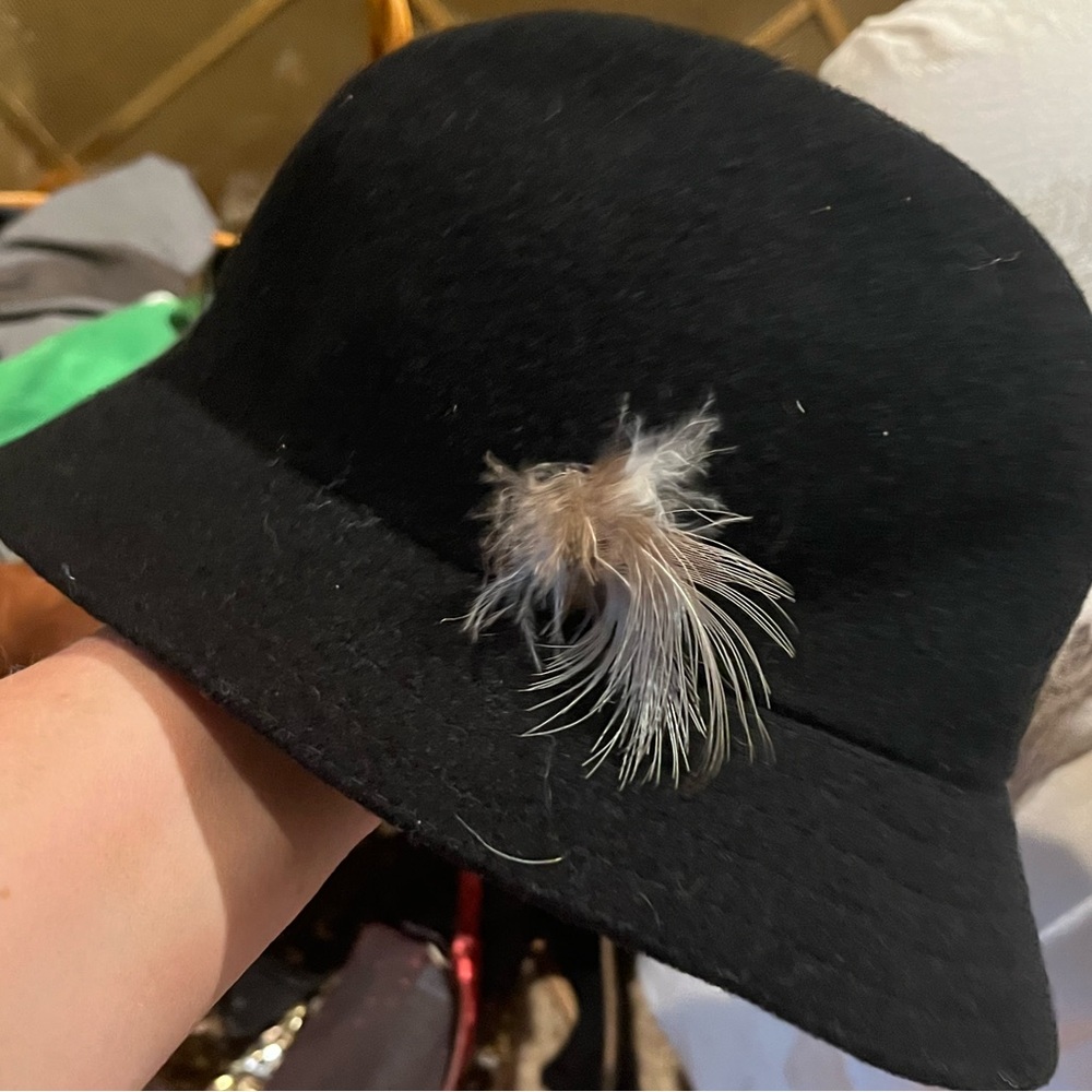 Vintage Kangol black wool 
Cloche Hat with Feather Accent
